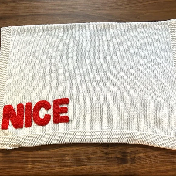 POTTERY BARN HOLIDAY NAUGHTY NICE KIDS BABY BLANKET NEW CONDITION - Picture 8 of 11